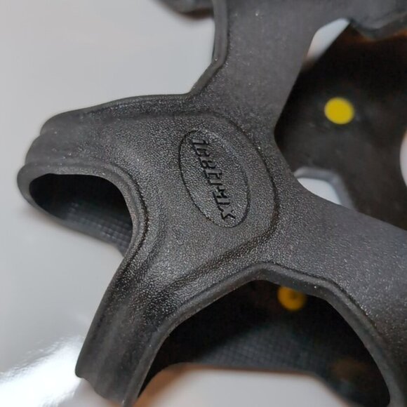 Eddie Bauer Lake Union Hiking Shoes Water Resistant Size 8 + Icetrax Ice Cleats - Picture 12 of 15